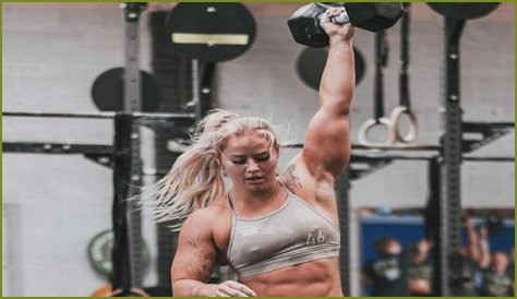 Insightful Details on Dani Elle Speegle Age: From Early Life to Fitness Stardom